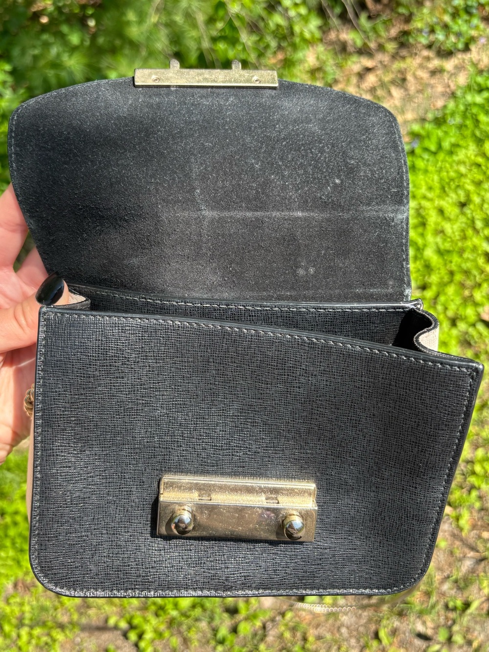 Furla Metropolis Crossbody Bag - Picture 4 of 17